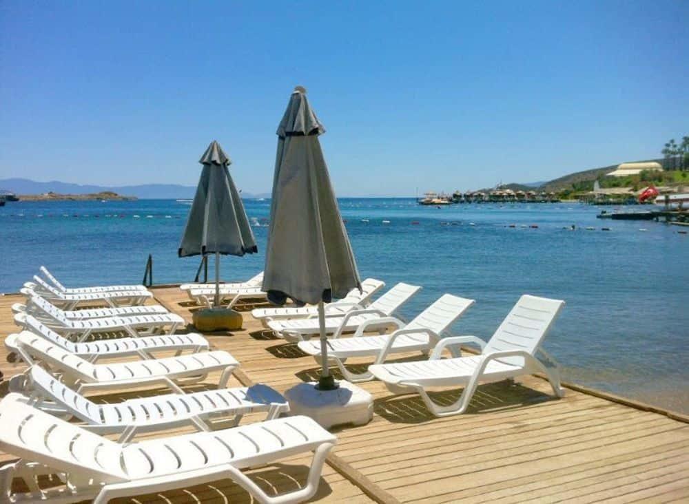 Breeze Beach Hotel By Prestij Gümbet Dış mekan fotoğraf